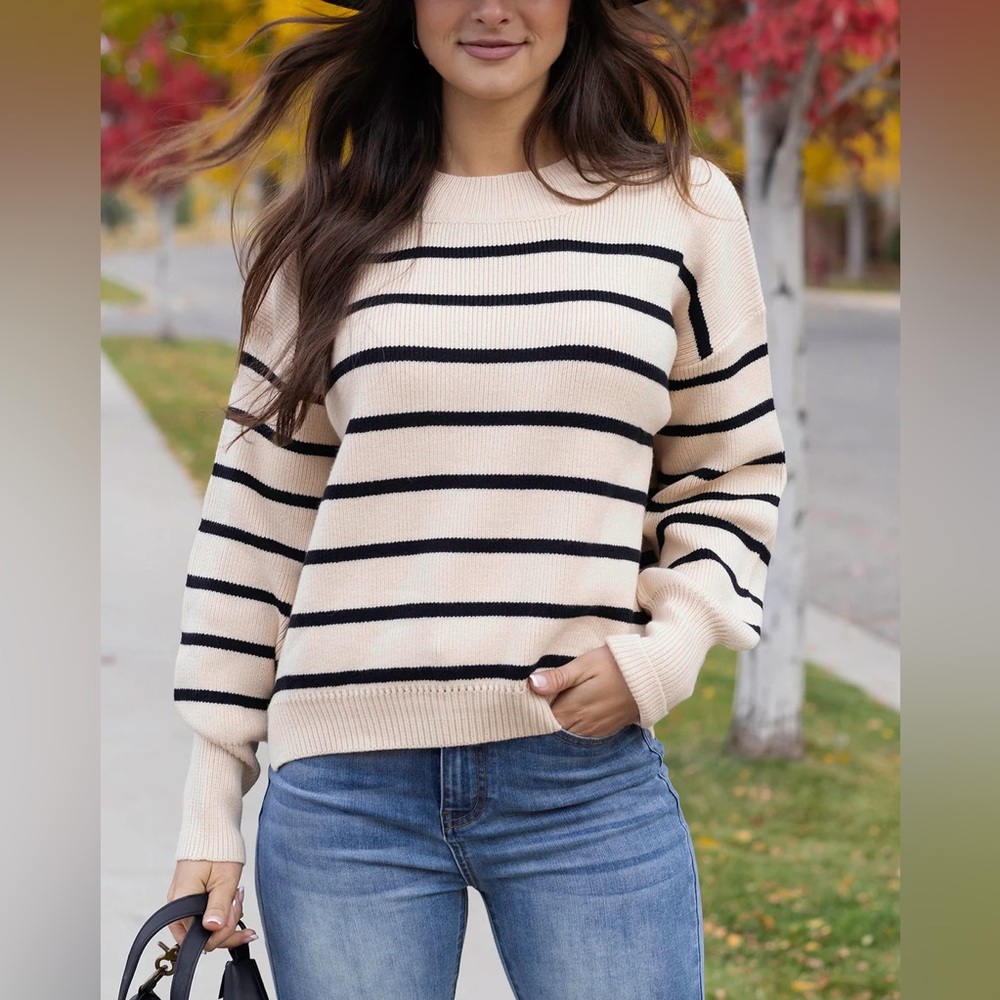 NEW w/TAGS Grace & Lace size Small - Crew Neck Striped Sweater